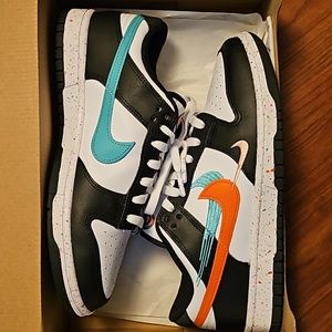 NWOT Women's Nike Dunk Low Multi Swoosh